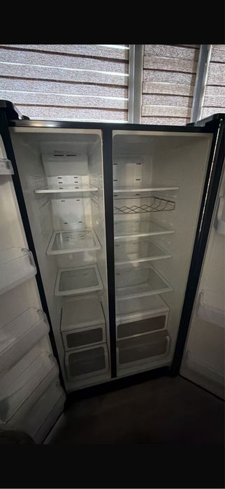 Samsung холодильник продам