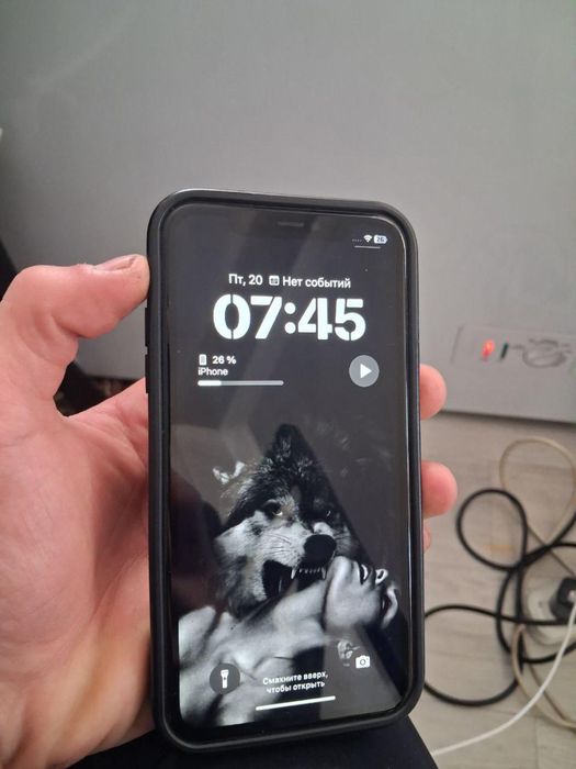 Продам айфон 11 128гб