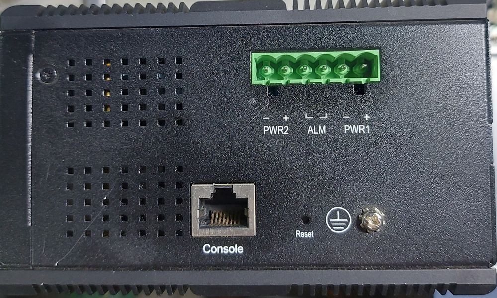 Коммутатор 2 уровня "poe".