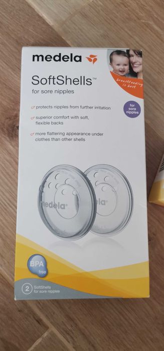 Електрическа помпа за кърма Medela Swing + подаръци