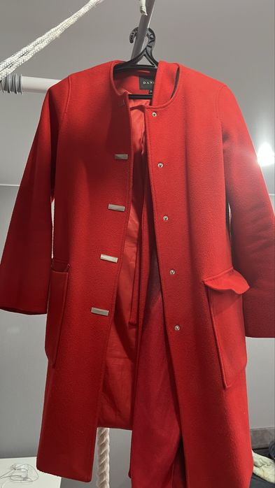 Отдам пальто женское