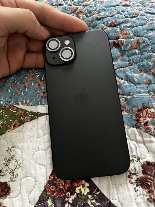 Продаю iPhone 15