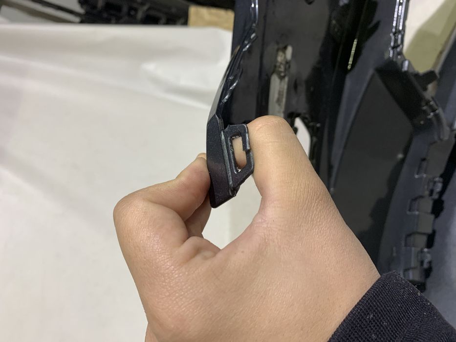 Bara fata Audi A3, facelift, 2016, 2017, 2018, 2019, cod origine OE 8V3807437AF.