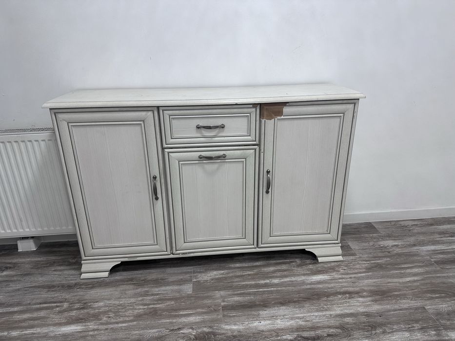 Шкаф б/у гостиной, витринасымен