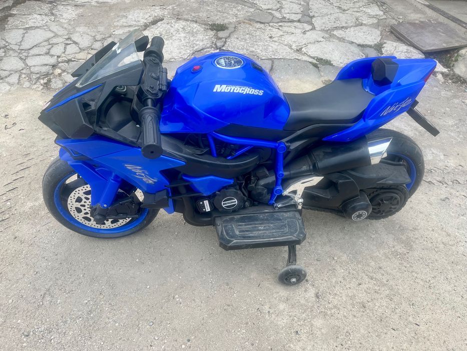 Детски акумулаторен мотор