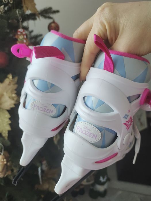 Продам коньки рр 26-31