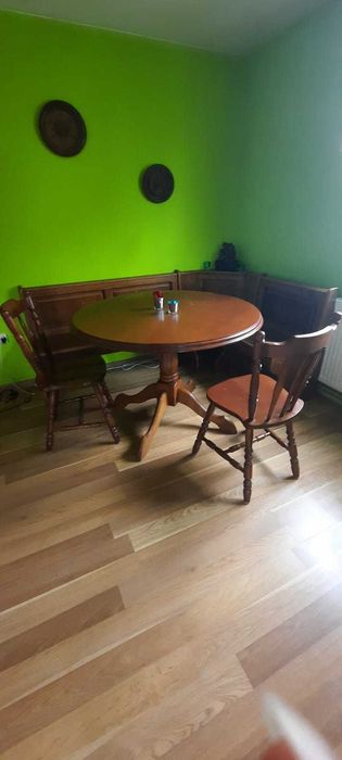 Coltar bucatarie lemn masiv190x130 Masa rotunda cu 2 scaune lemn masiv 110/110 pentru 5/6 persoane