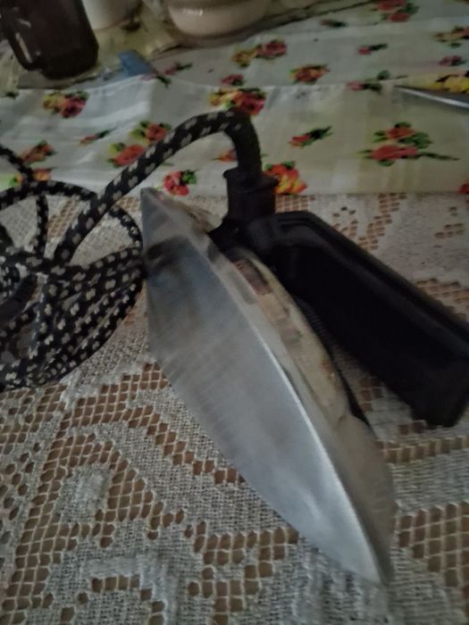 Fier electric de călcat pentru voiaj