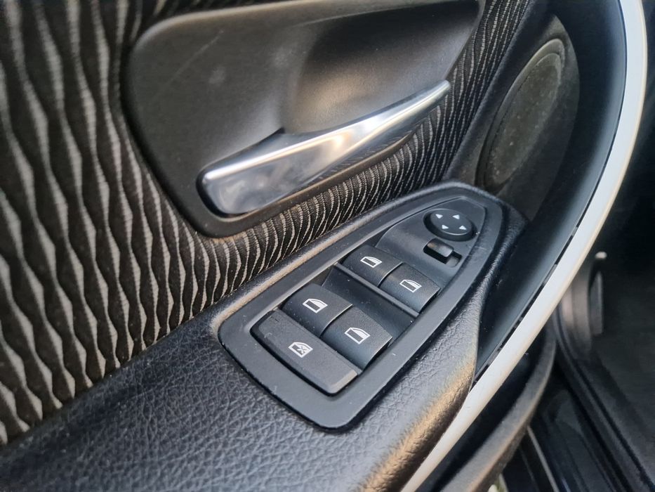 BMW F30 316i • Facelift • 2014 Euro 6  / Benzina / 135Cp  / Garanție 1An  / Vânzare in Rate /  Avans 0