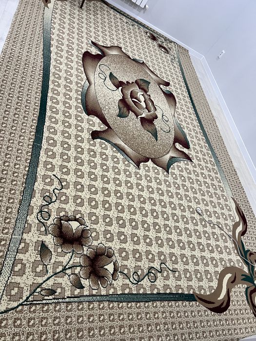 Продается ковер с размером 5*4