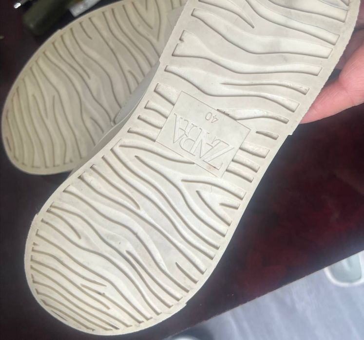 Продам макасины zara