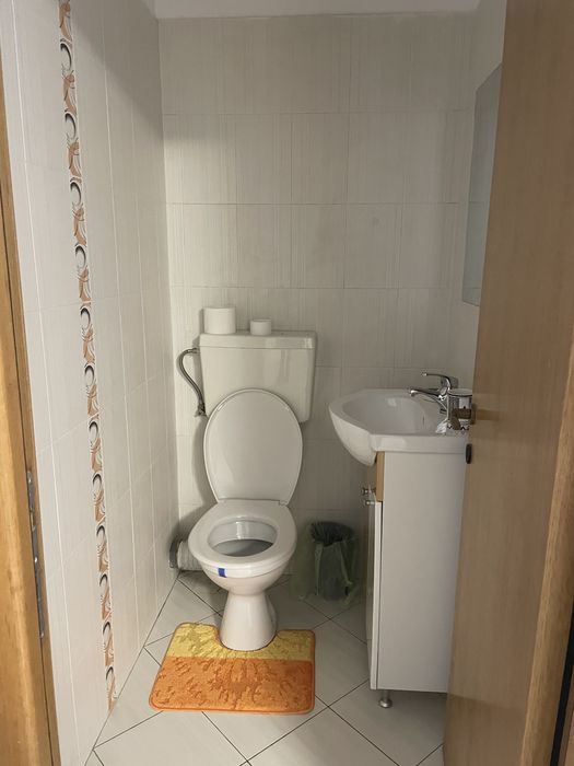 Inchiriez apartament