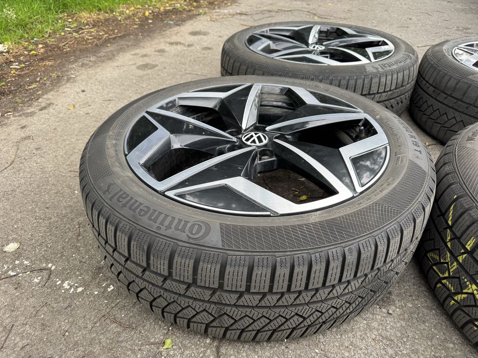 Jante aliaj 19” VW ID3 cu anvelope de iarna Continental