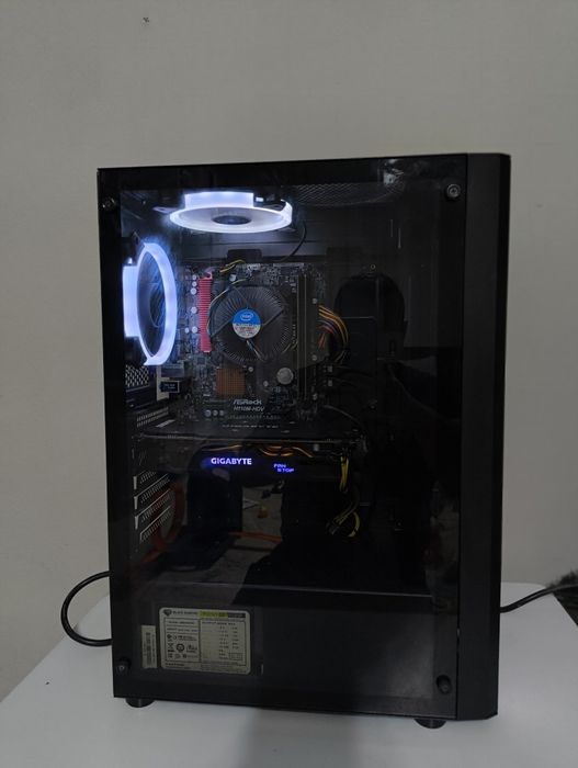 Настолен Компютър Intel i5-7500T/Radeon RX470 4gb/