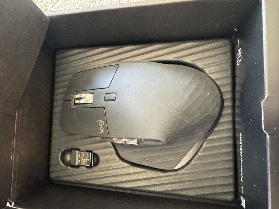 Logitech MX Master 3S – Безжична, в отлично състояние