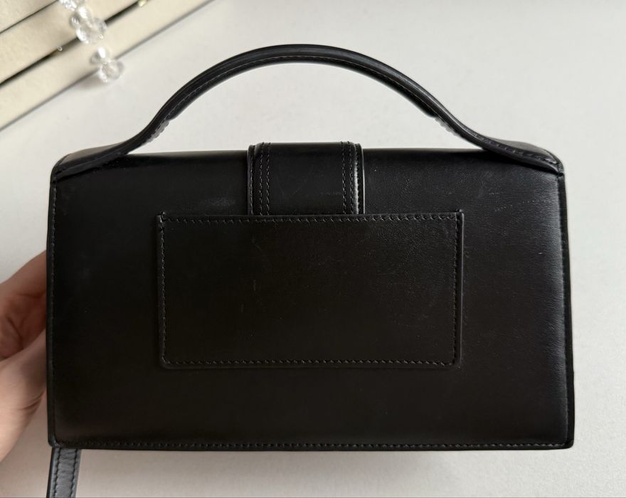 Сумка Jacquemus Le Grand Bambino