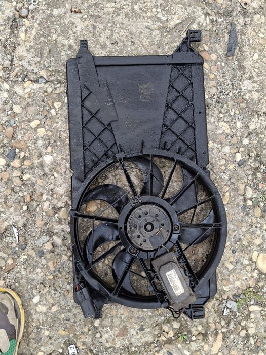 Electroventilator Ford Focus 2 1.6 TDCI