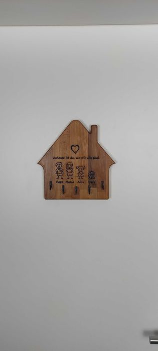 Закачалка за ключове от дърво