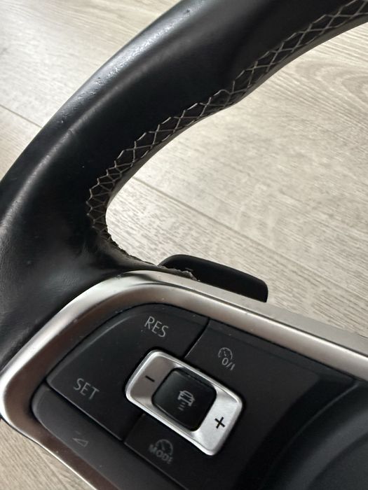 Волан VW Golf GTI или GTD Голф ГТИ ГТД Оригинален