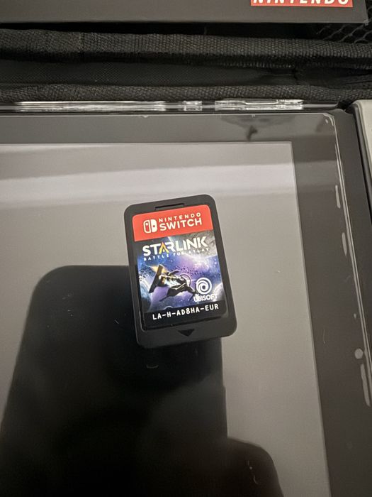 Nintendo Switch + maneta