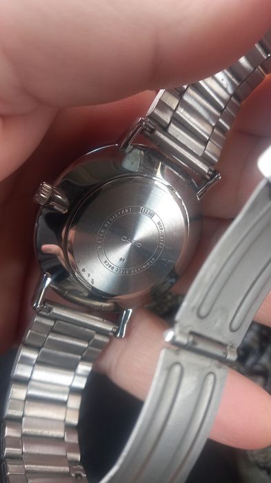 Продам часы Casio