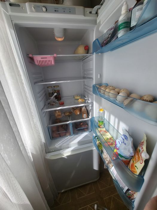 Холодильник продам