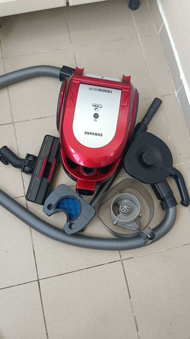 Пылесос Samsung 1800w