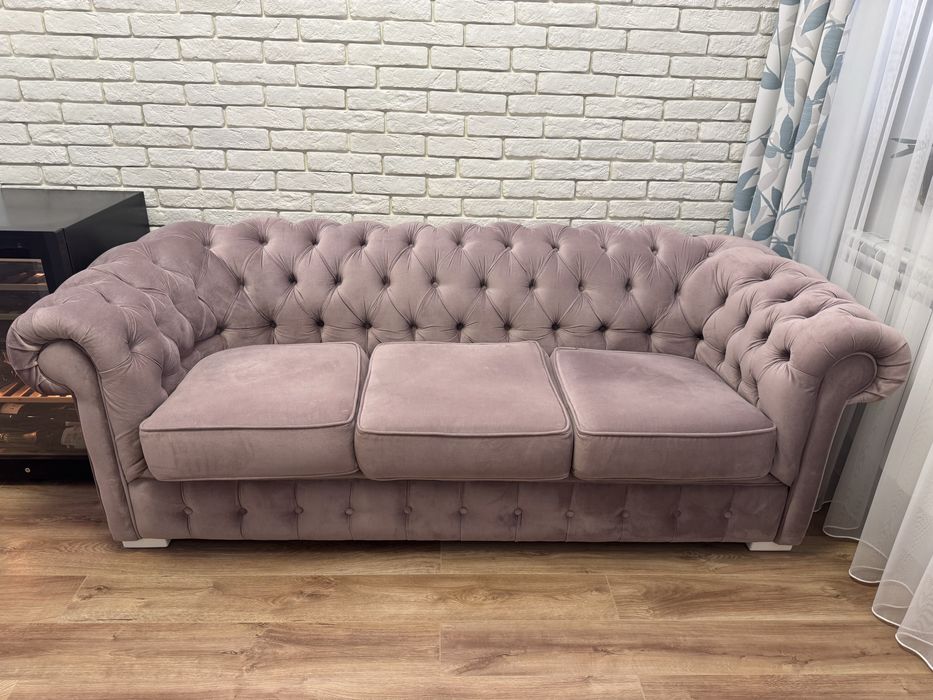 Диван Честърфийлд