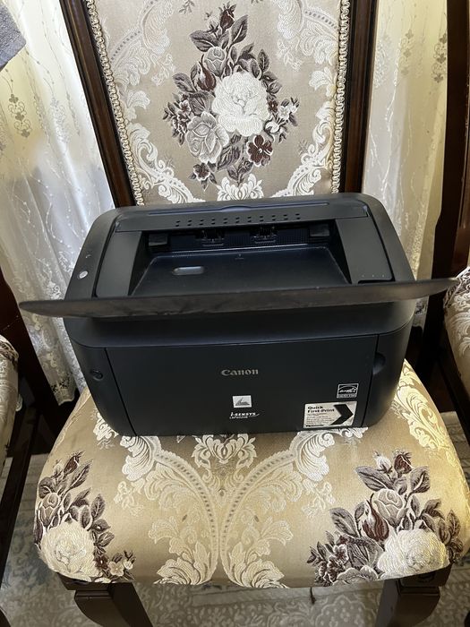 Принтер срочно сотилади. 600000 сум