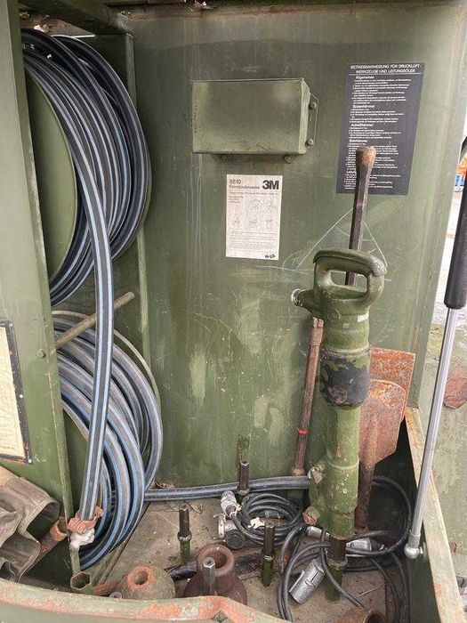 Compresor aer FLOTTMANN 10 Bar, pe șasiu