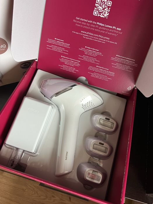 Фотоепилатор Philips Lumea Sense IQ technology