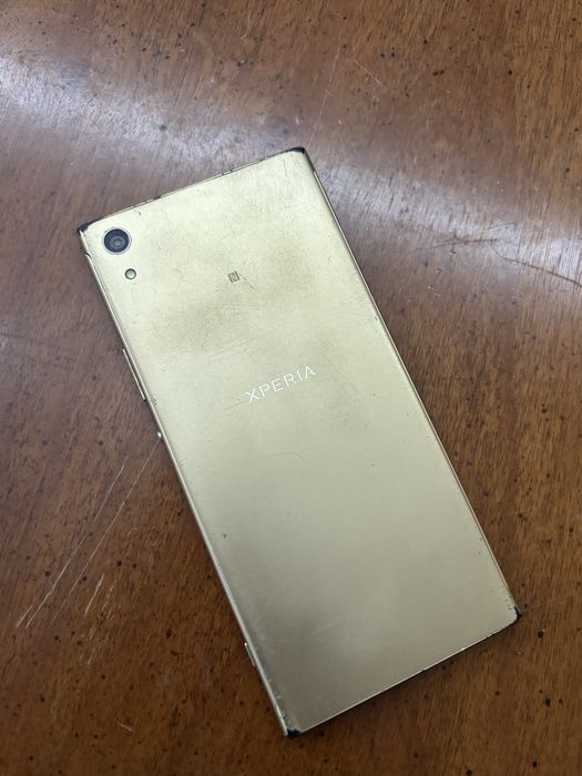 Смартфон Sony Xperia