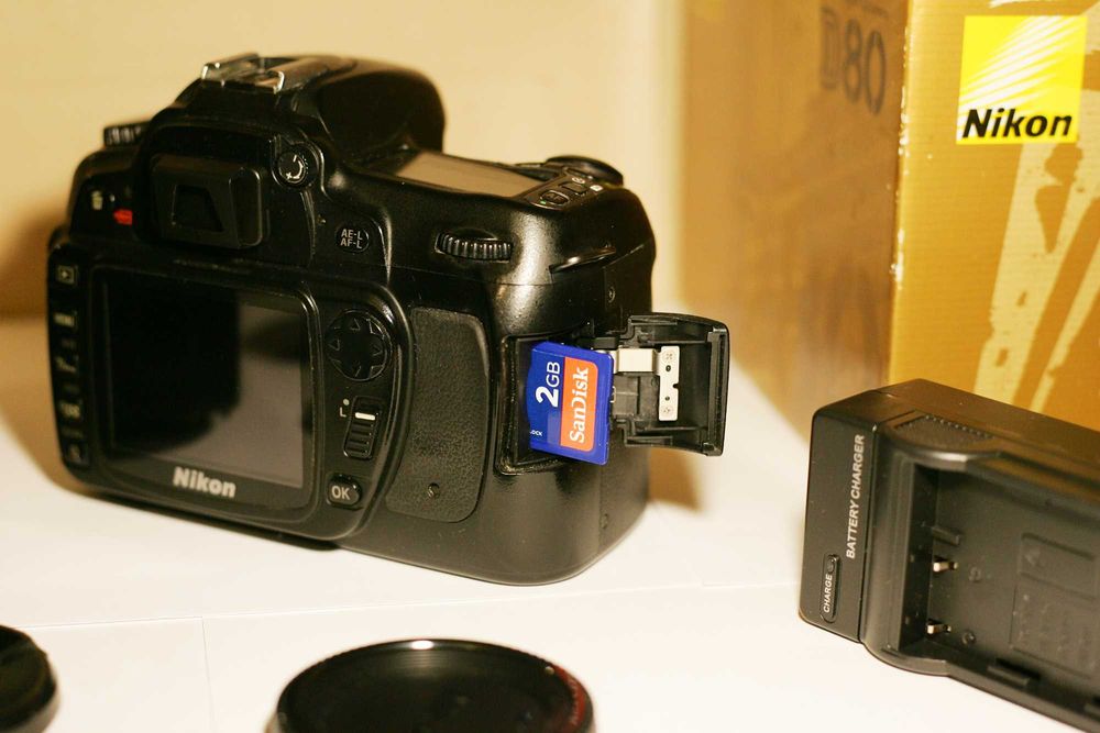 Nikon D80 digital SLR