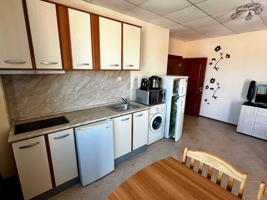 Продава се Тристаен апартамент в к.к. Слънчев бряг - 77 кв.м за 1072 €/кв.м - Снимка #5