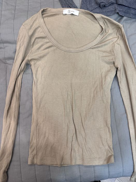 Продам лот вещей (боли)