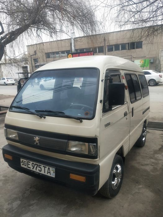 Дамас сотилади холати яхши нархи 2500 доллар келишамз