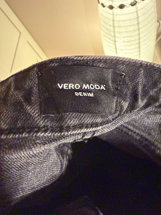 Дамски дънки Vero Moda с ръчно рисуван къстъм дизайн / Custom Jeans - S/M
