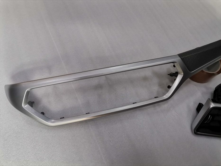 Лайсни за Табло Интериорни BMW G20 G21 G22 G23 - B135