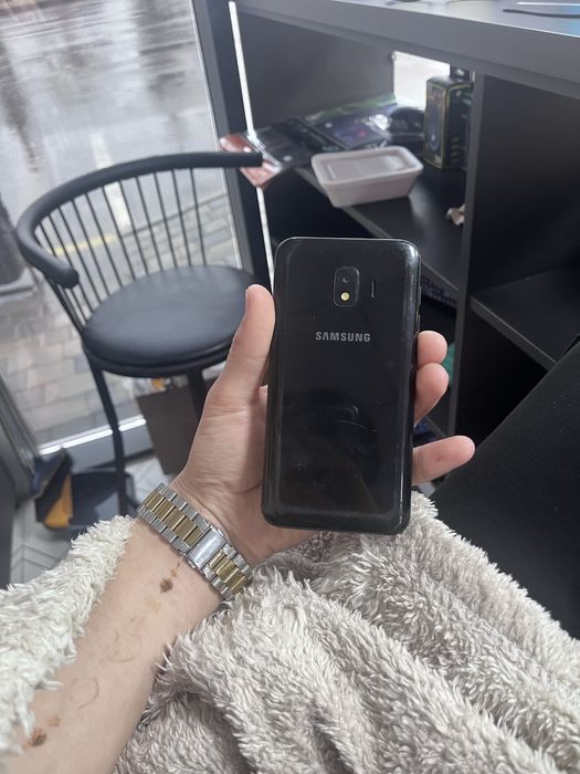 Samsung J2 Core состоение 10/10            .