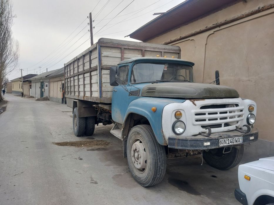 Zil 130 zudlik bilan sotiladi