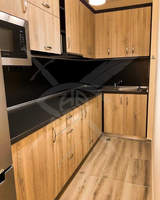 Дава се под наем Офис в Бургас, Славейков - 95 кв.м за 1200 € - Снимка #2