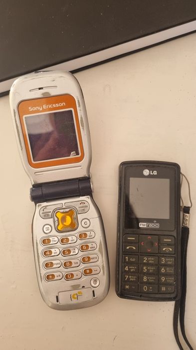 Продам     телефоны