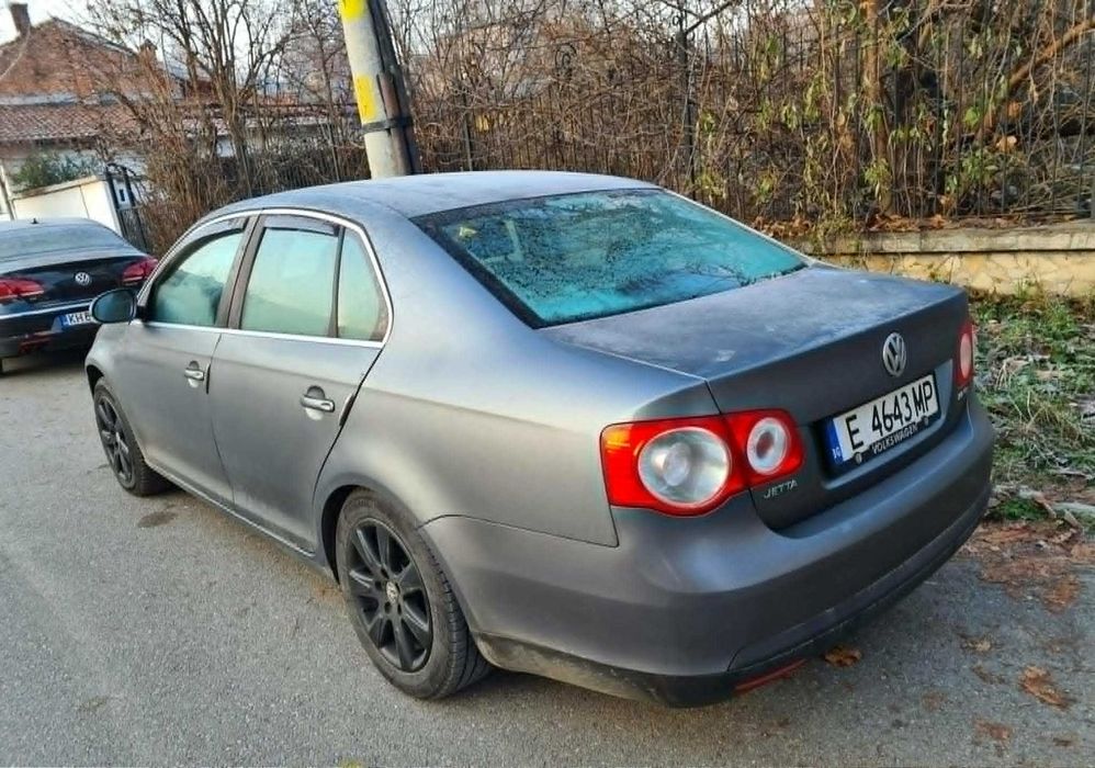 Продавам VW Jetta