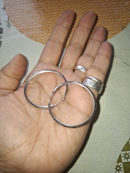 Серьги серебряные,кольца.