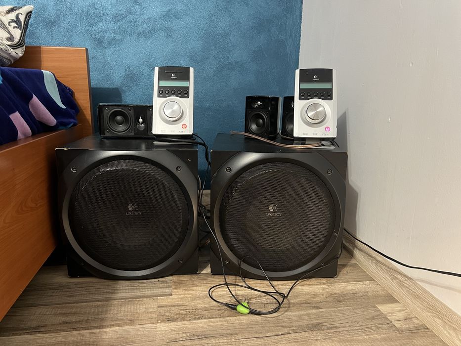 Subufere logitec 5500z pret 1500