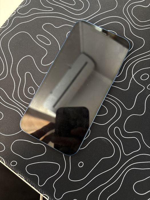 Продаю Айфон 12 идеал