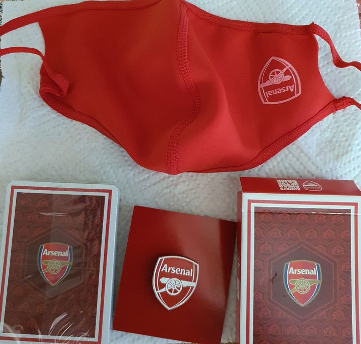 Комплект на Arsenal.