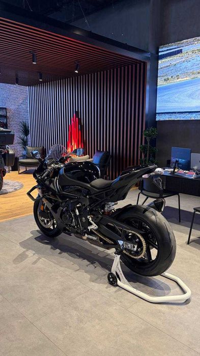 BMW S1000RR BlackStorm 2026