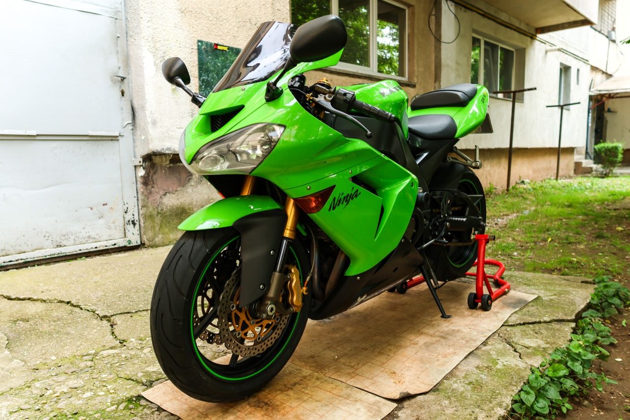 kawasaki zx10r 2005 • Anunturi gratuite • OLX.ro