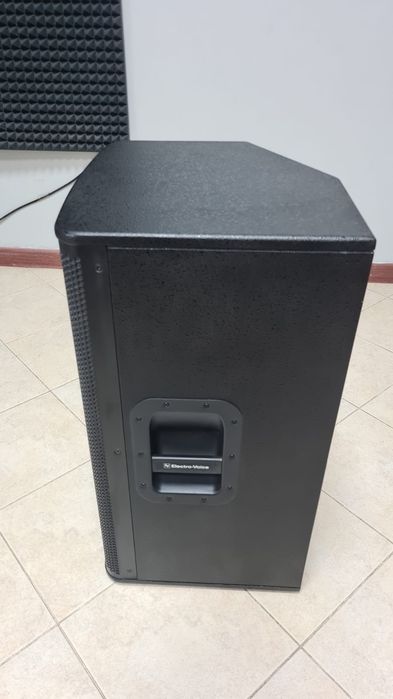 Electro-Voice ELX115P